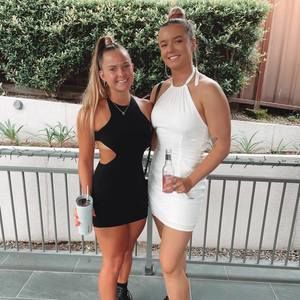 Meet your Posher, Kayla